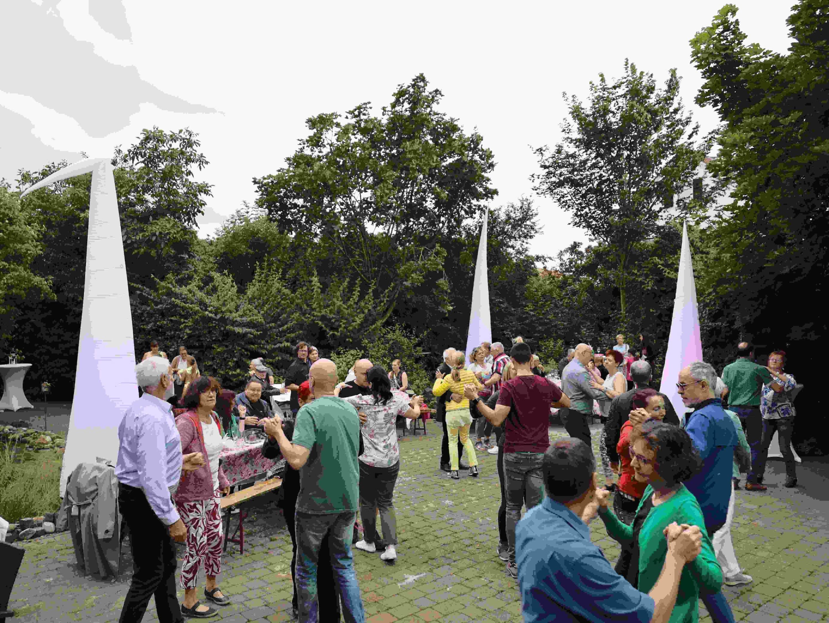 Sa. 18Uhr Dance & Wine Sommerfest 2025
